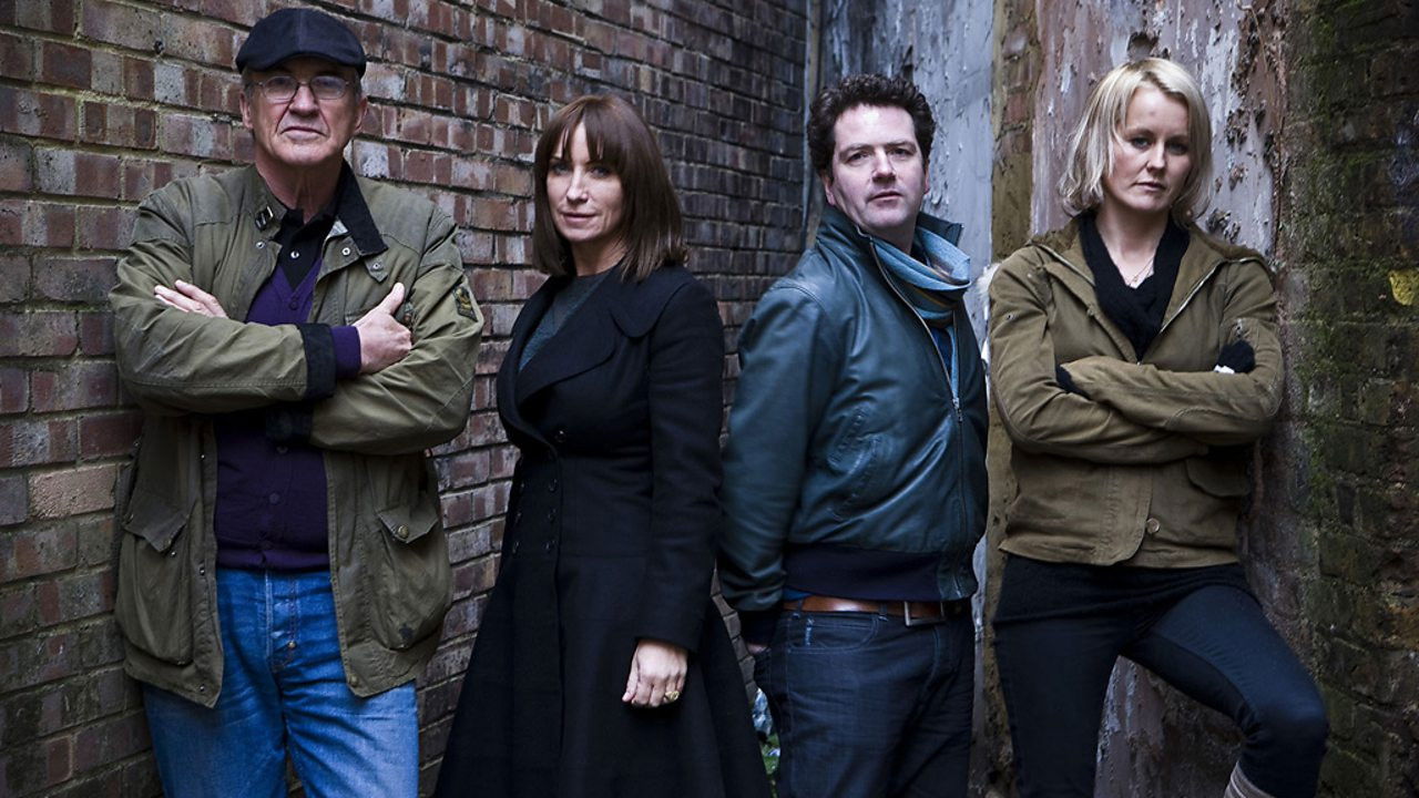 Backdrop for Famous, Rich and Jobless