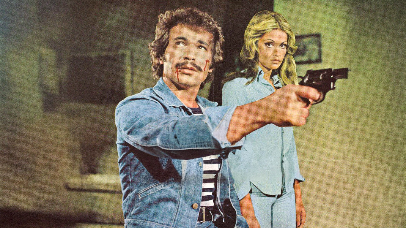 Backdrop for Bıktım Her Gün Ölmekten