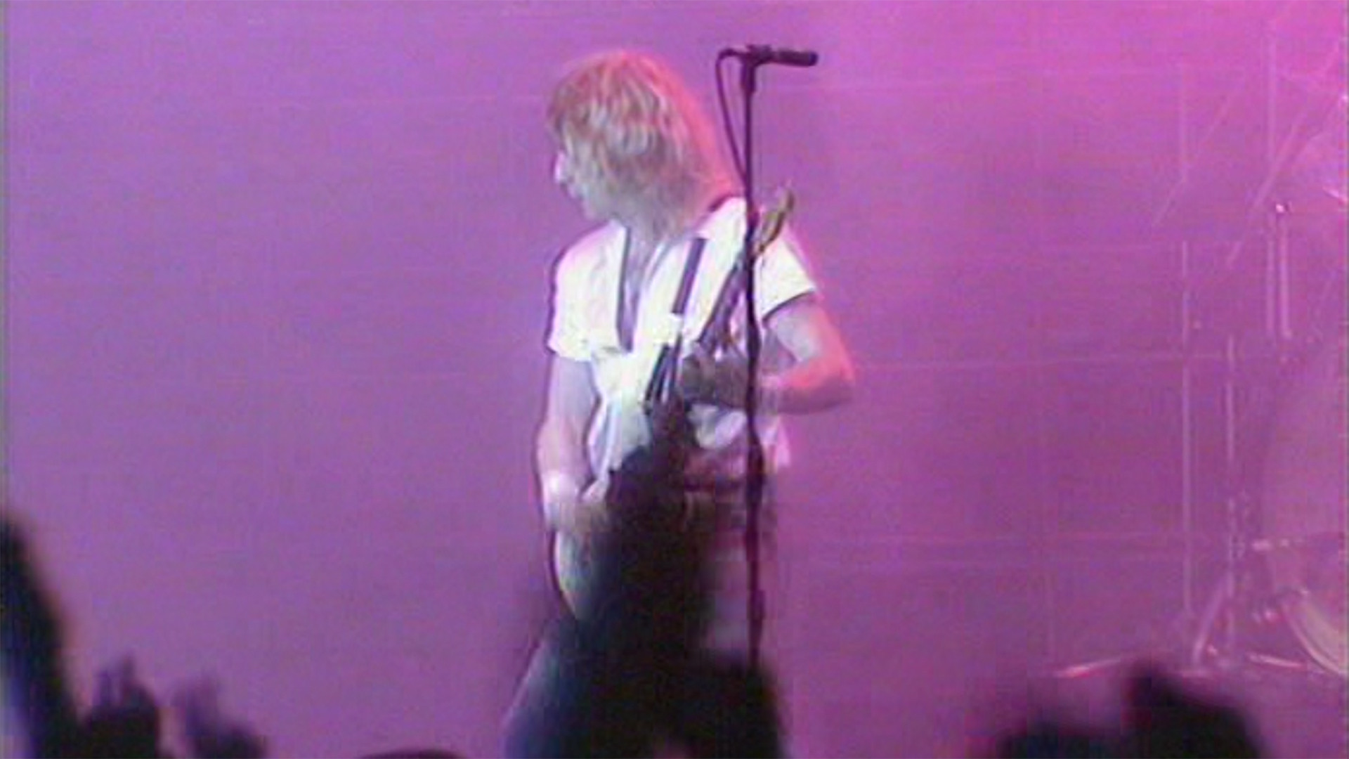 Backdrop for Status Quo: XS All Areas - The Greatest Hits