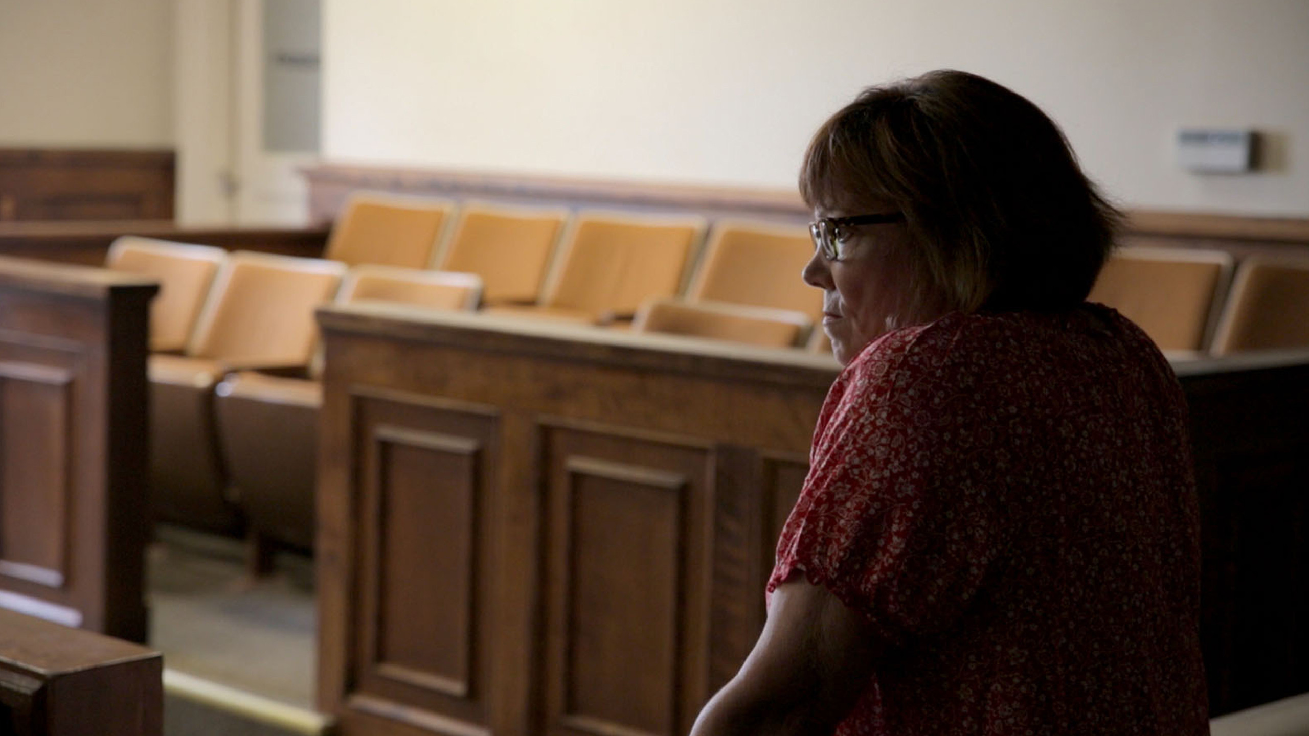 Backdrop for Lindy Lou, Juror Number 2