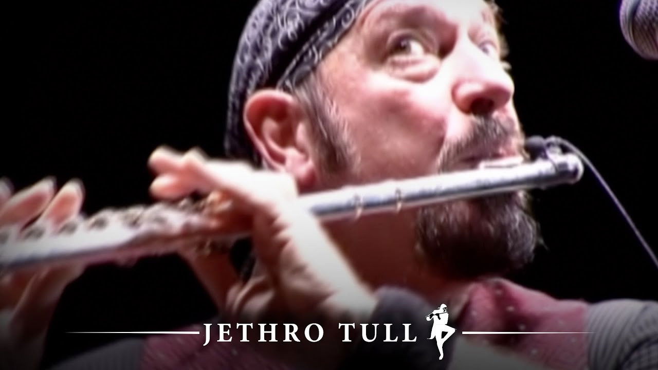 Backdrop for Jethro Tull: Living With The Past