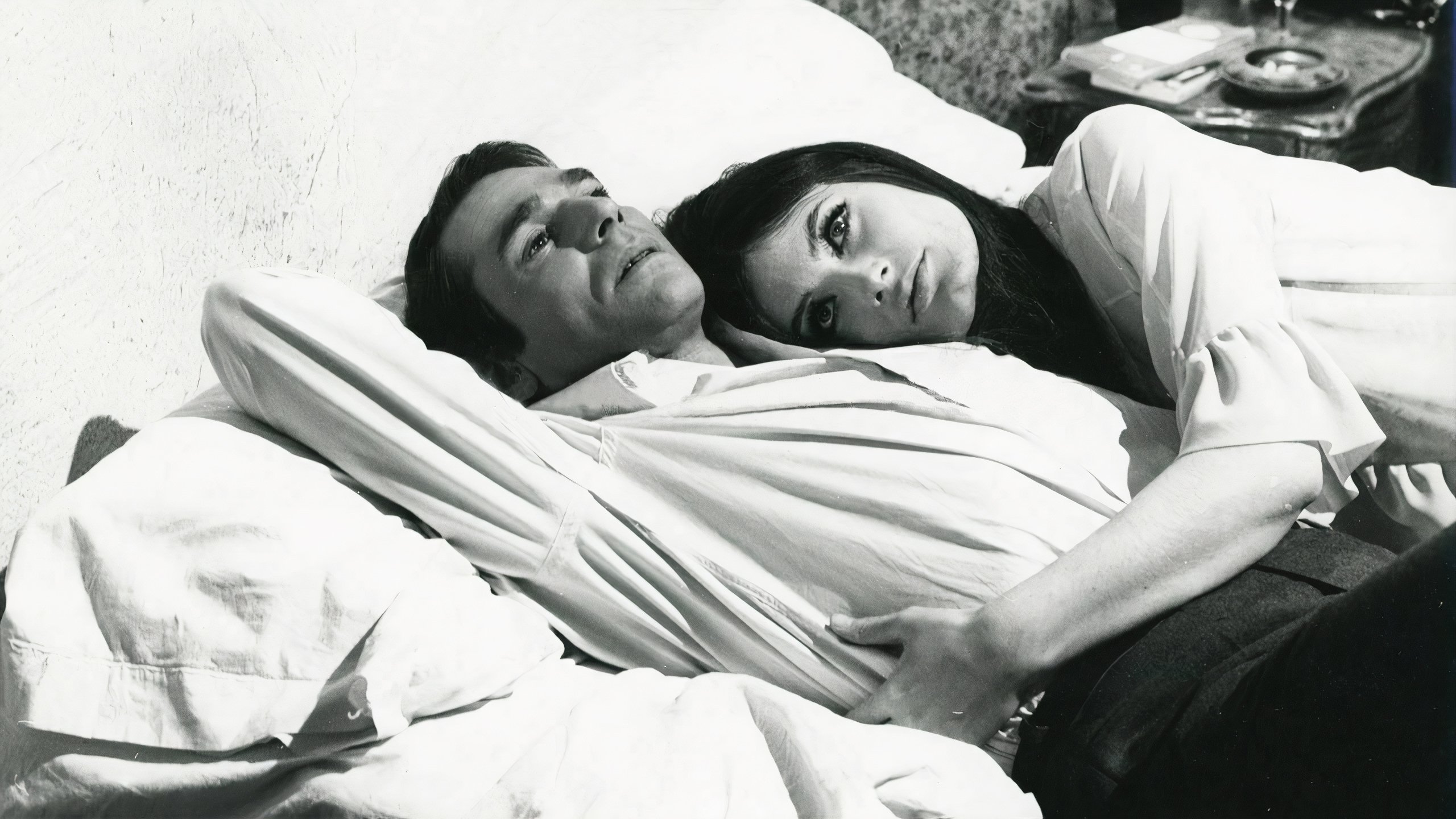 Backdrop for Versatile Lovers