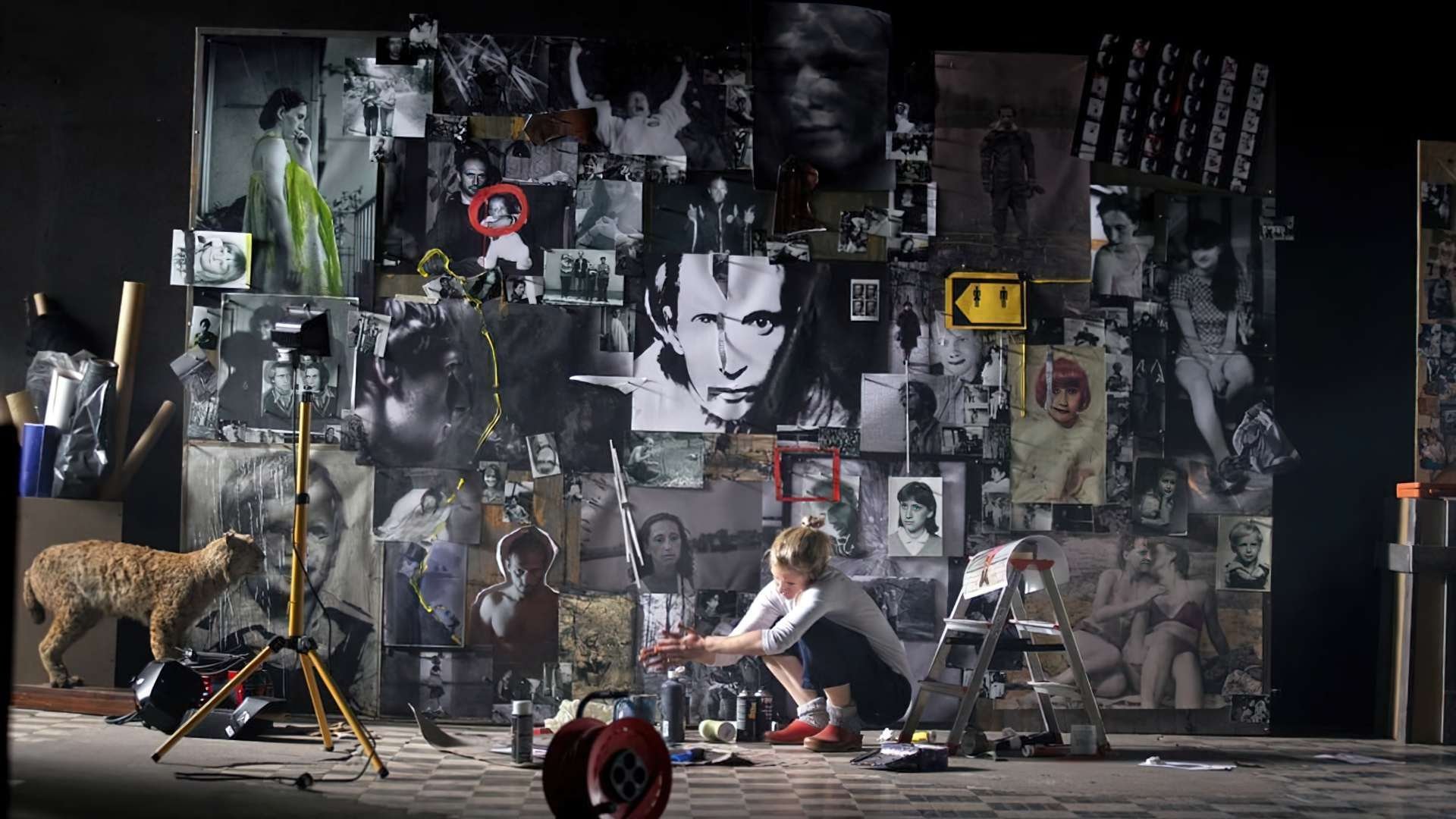 Backdrop for 33 Scenes from Life