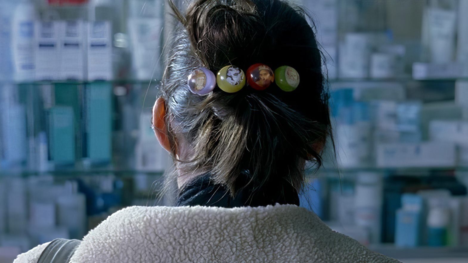 Backdrop for La Influencia