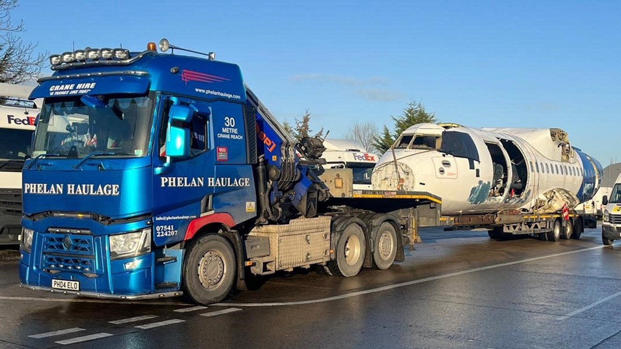 Backdrop for Trucking Heavy: Massive Moves