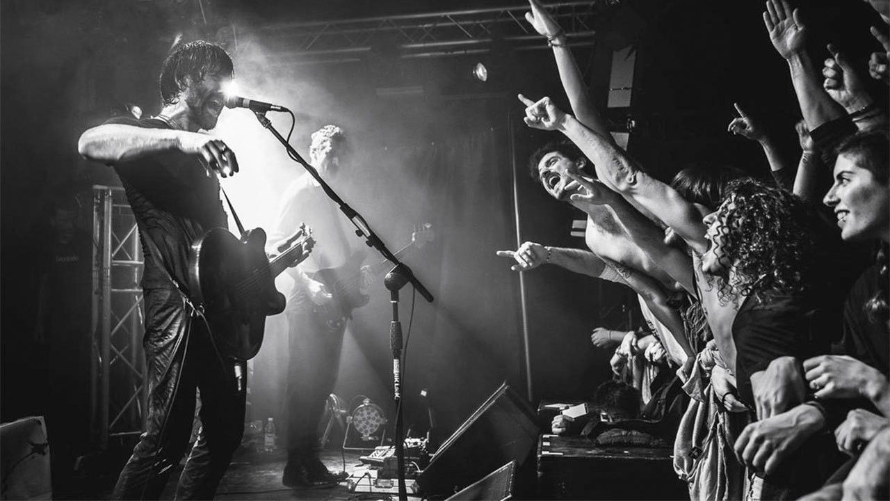 Backdrop for Complimenti per la festa