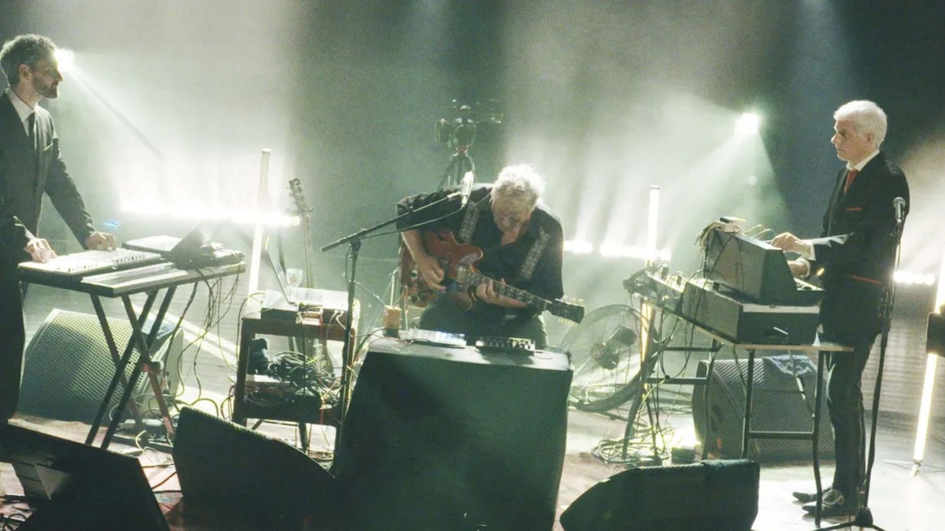 Backdrop for Kraftwerk par Rodolphe Burger et Julien Perraudeau - C'est dans la vallée 2025