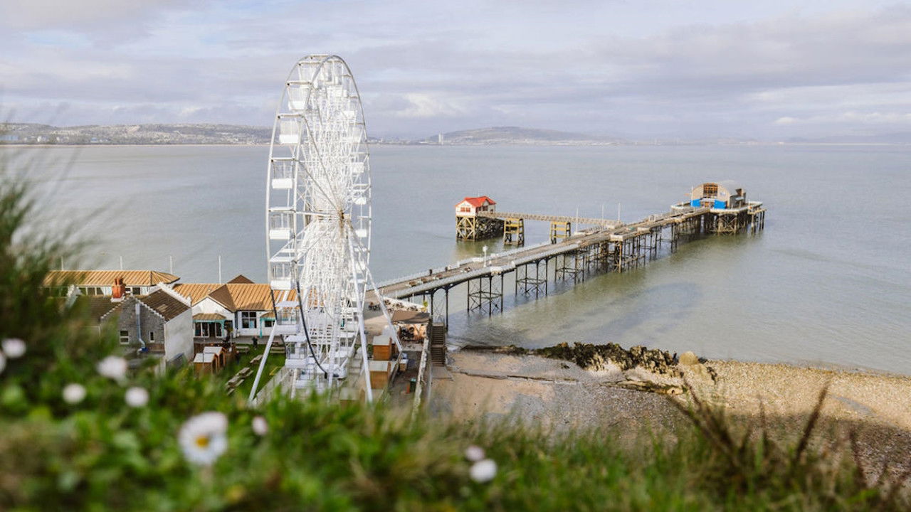 Backdrop for Made In Mumbles