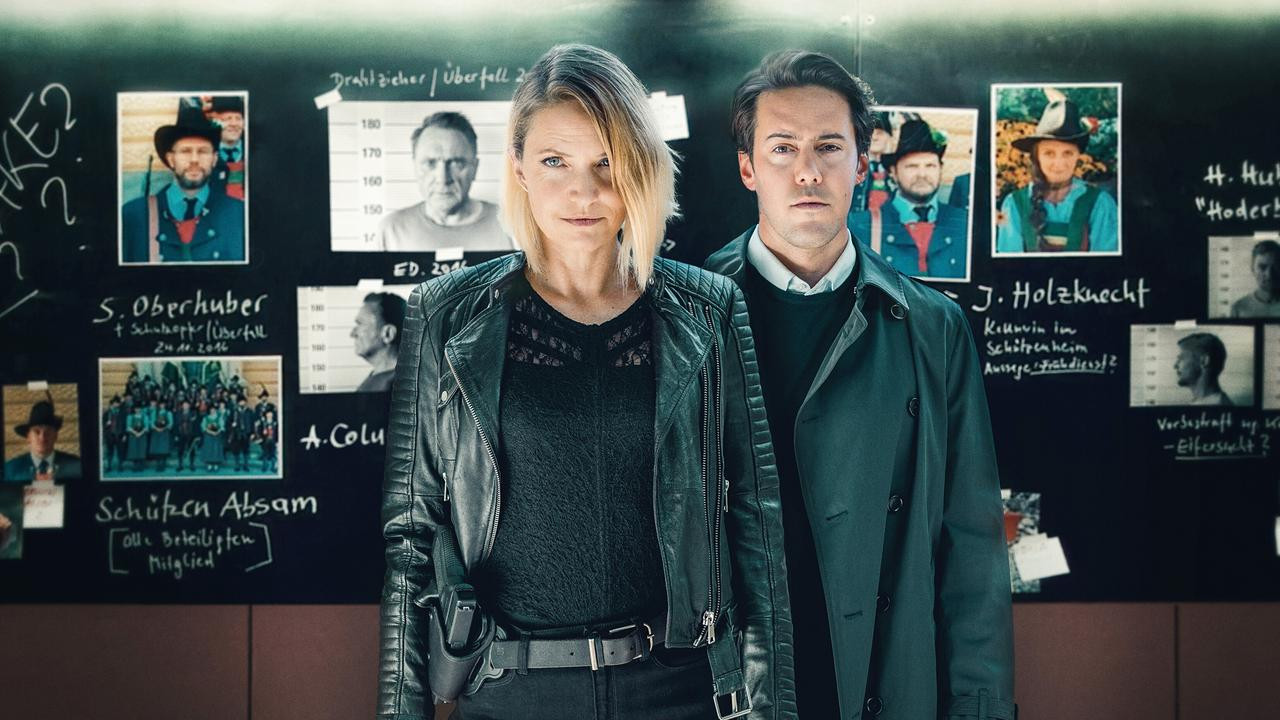 Backdrop for Der Tote in der Schlucht