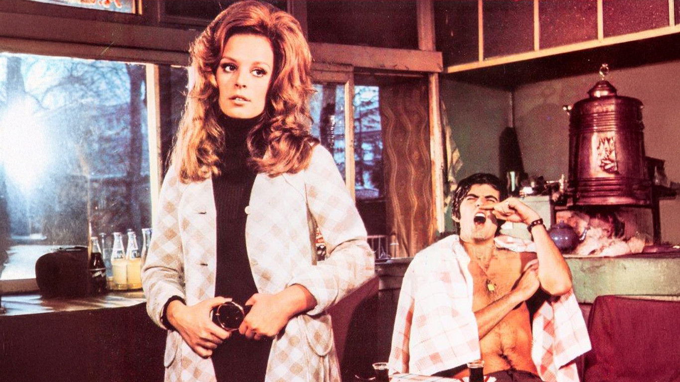 Backdrop for Beyoğlu Güzeli