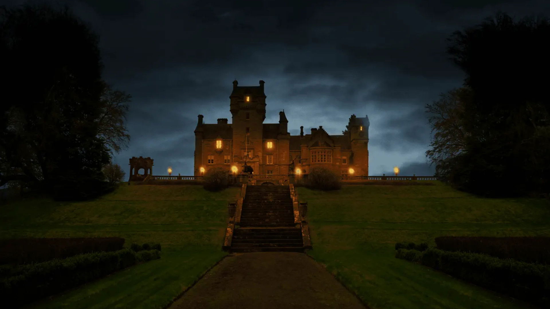 Backdrop for The Traitors Postmortem