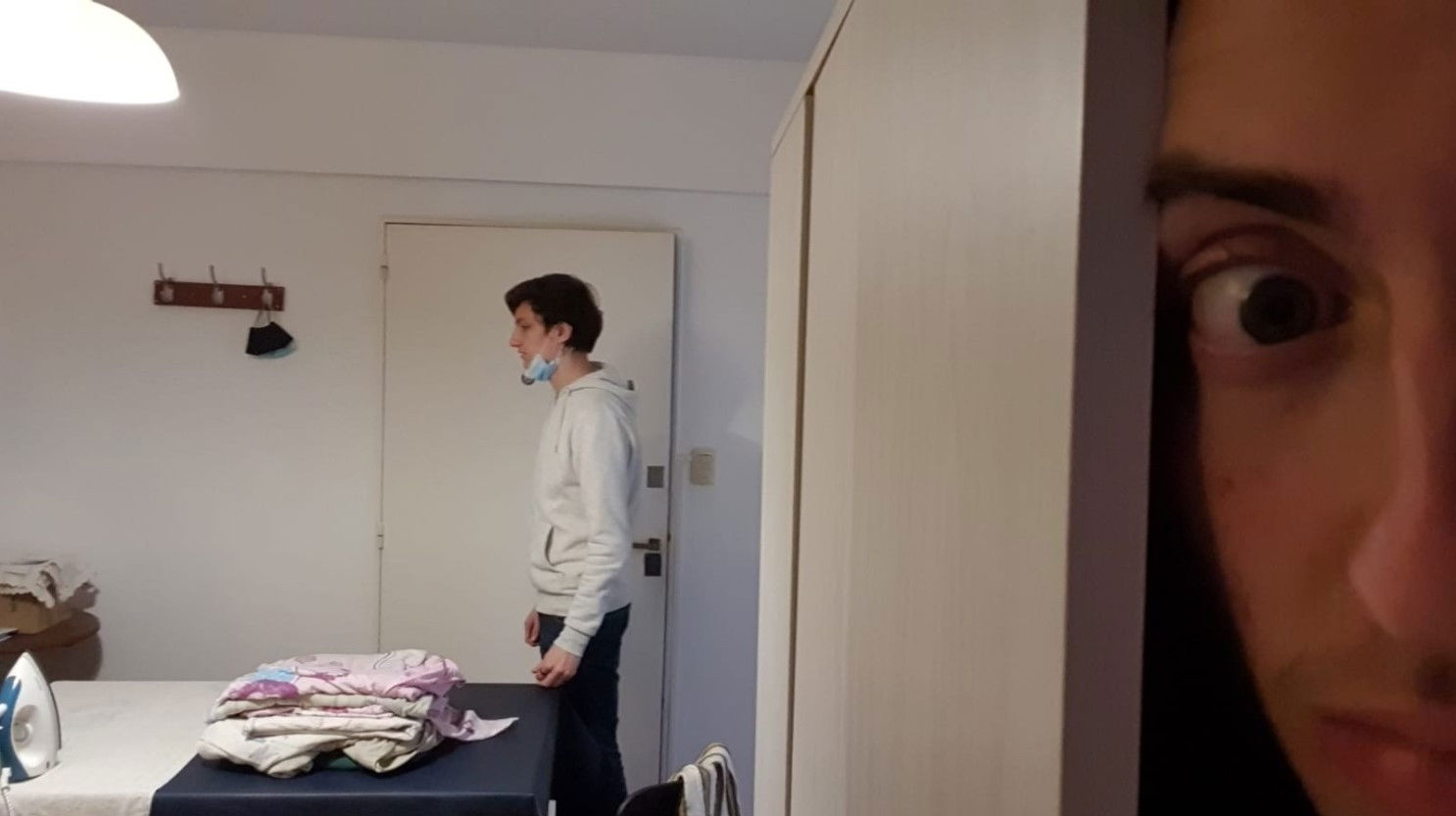 Backdrop for Polillas