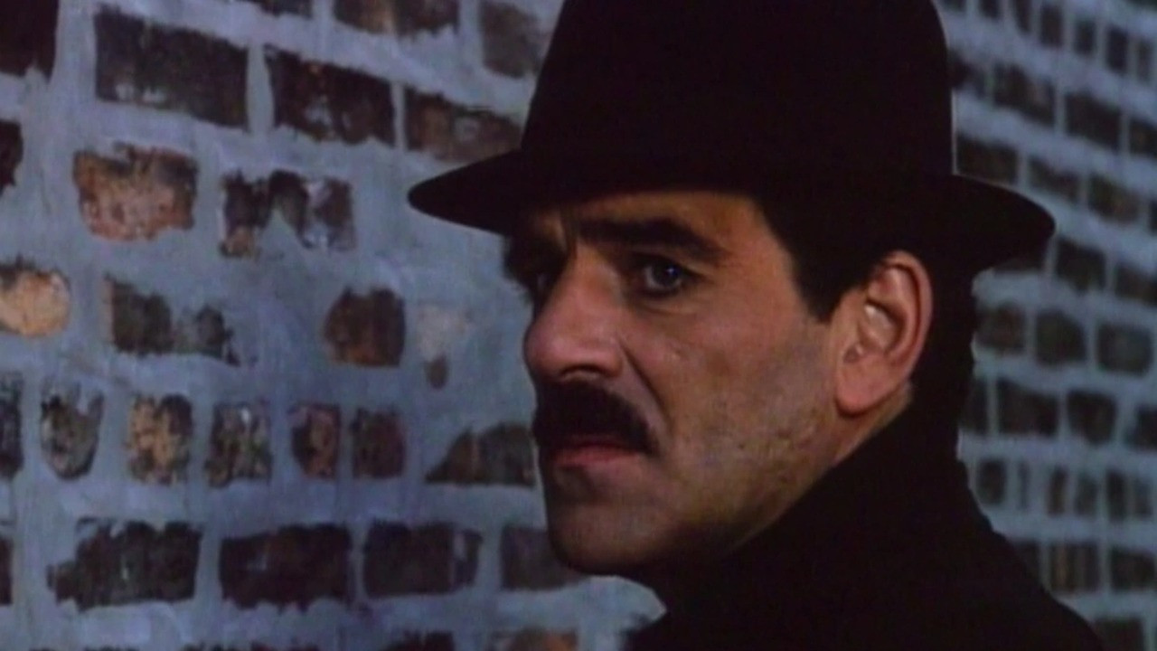 Backdrop for Crime Story: Pilot