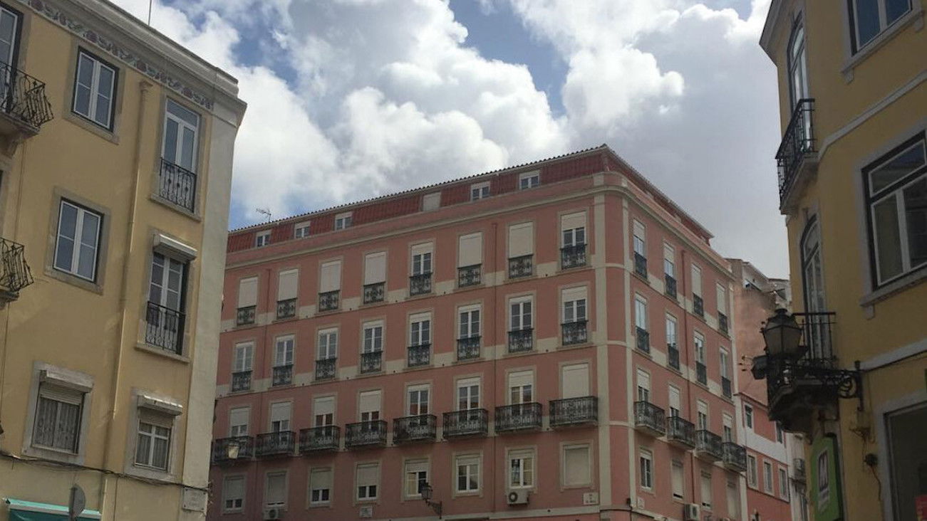 Backdrop for As Flores