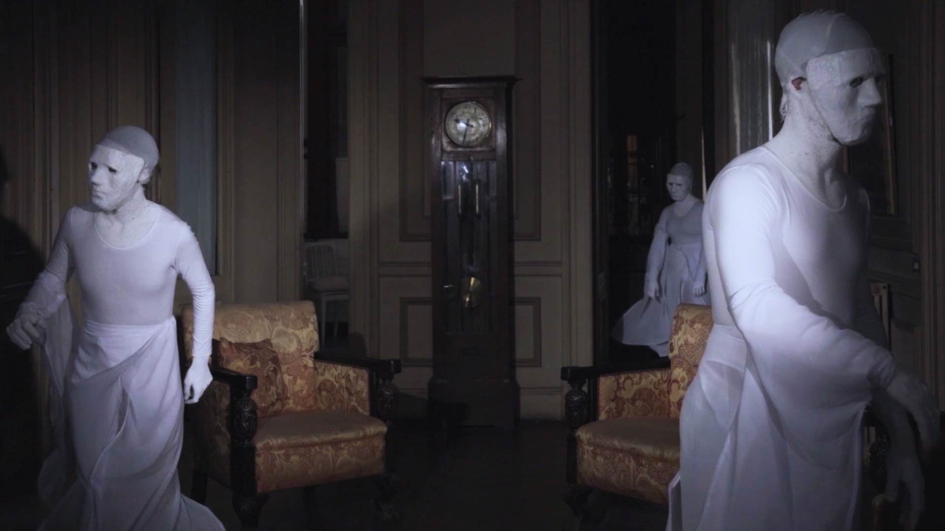 Backdrop for Insurrección