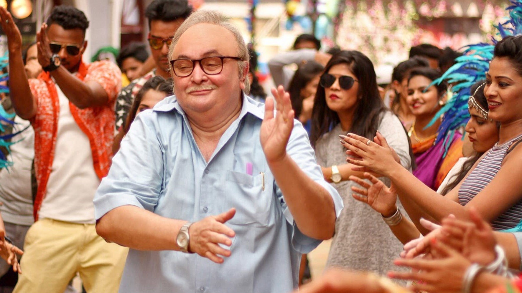 Backdrop for 102 Not Out