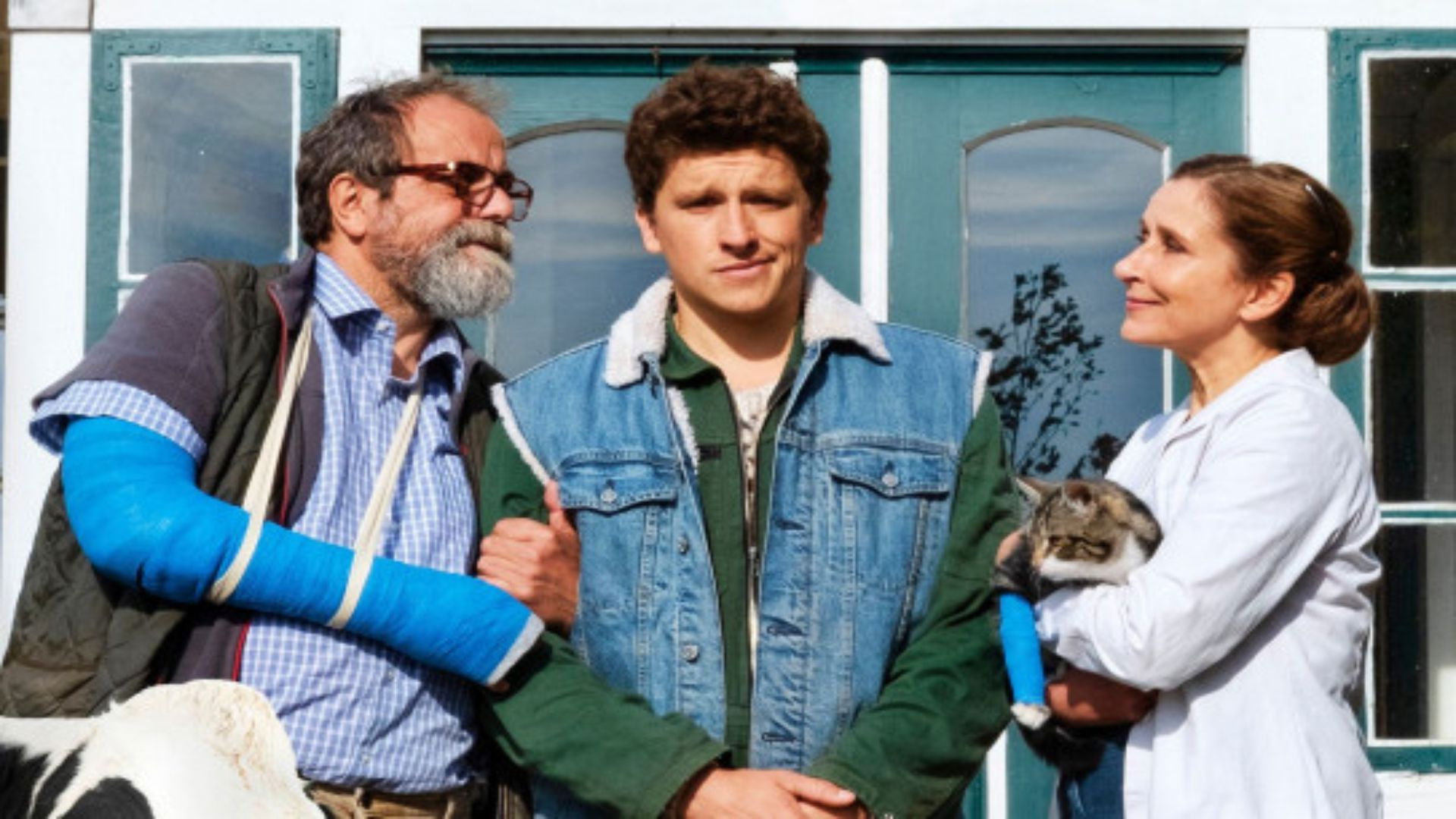 Backdrop for Viele Kühe und ein schwarzes Schaf