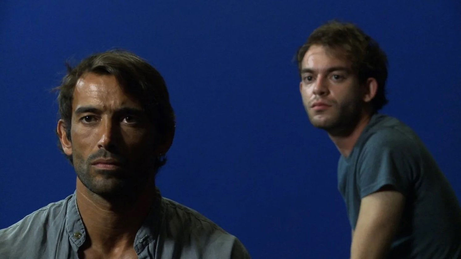 Backdrop for Ainda Não Acabámos: Como Se Fosse Uma Carta