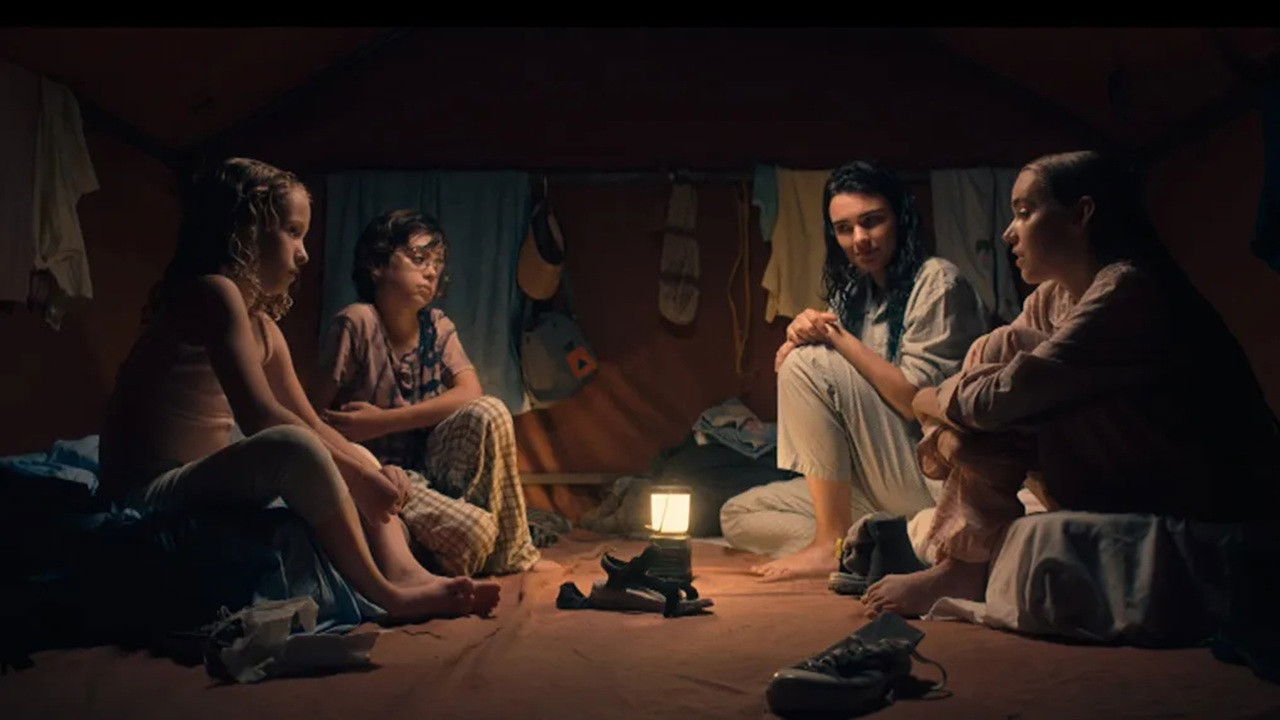 Backdrop for Mòpies