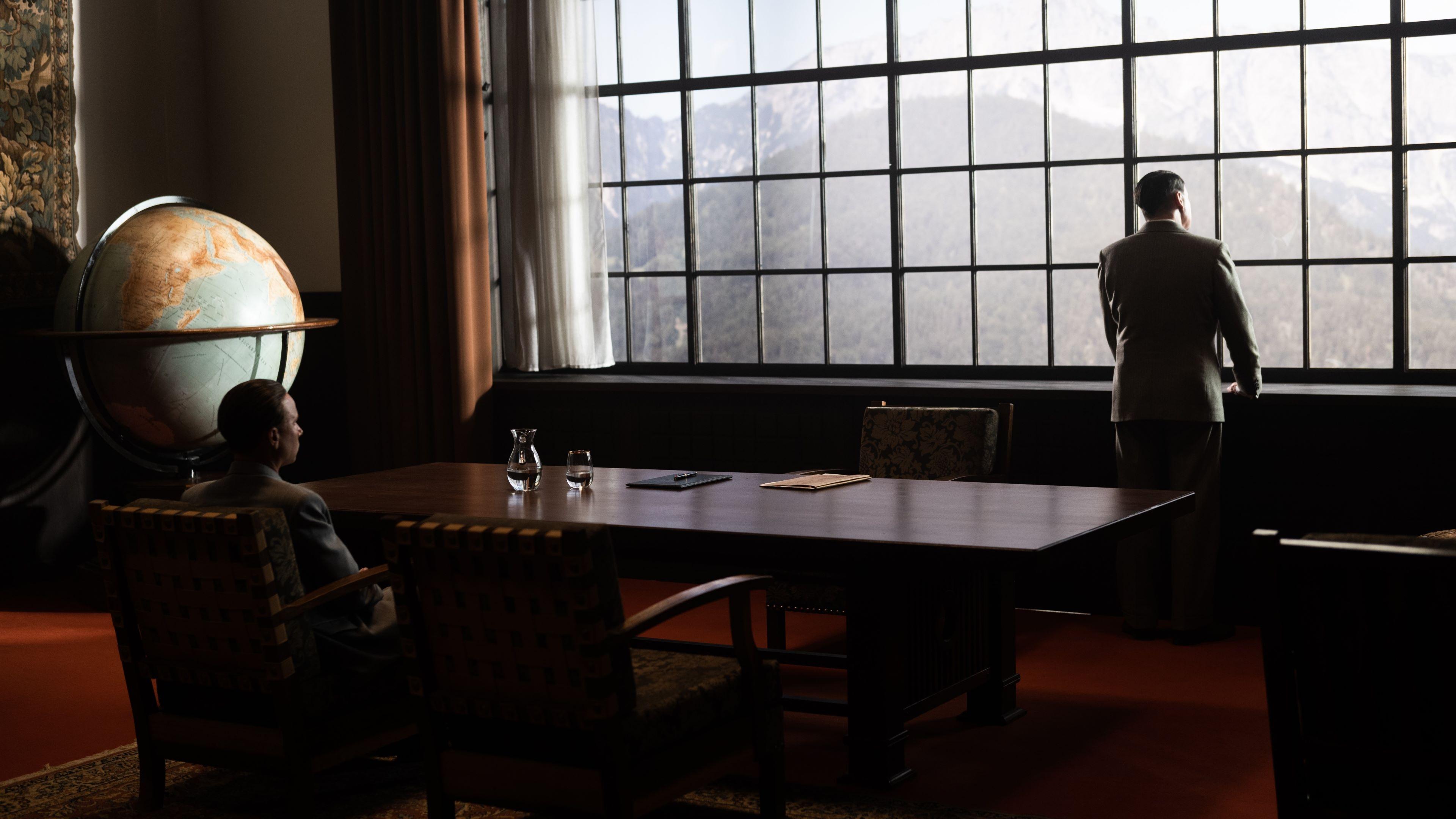 Backdrop for Goebbels and the Führer