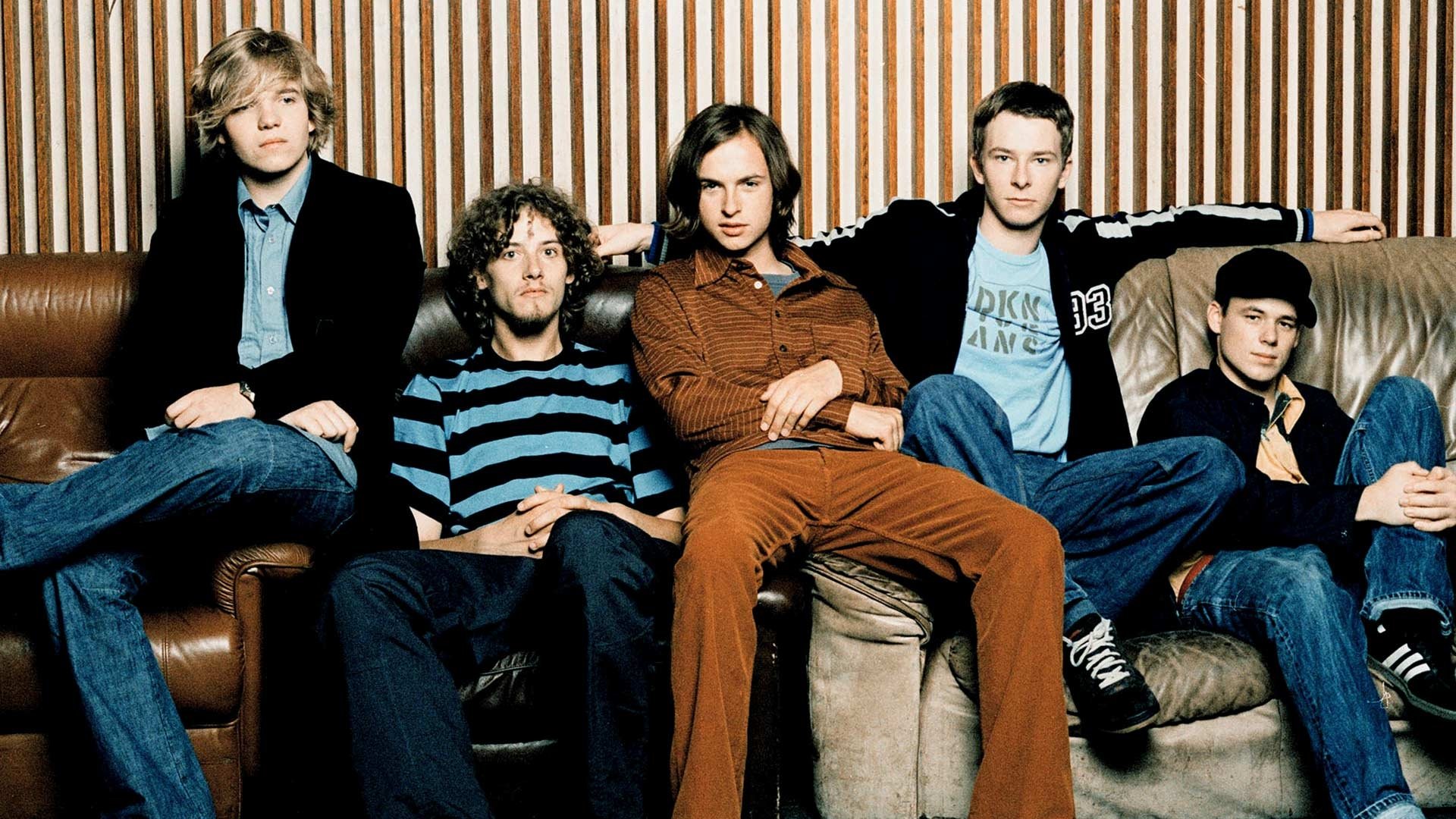 Backdrop for Echt – Unsere Jugend