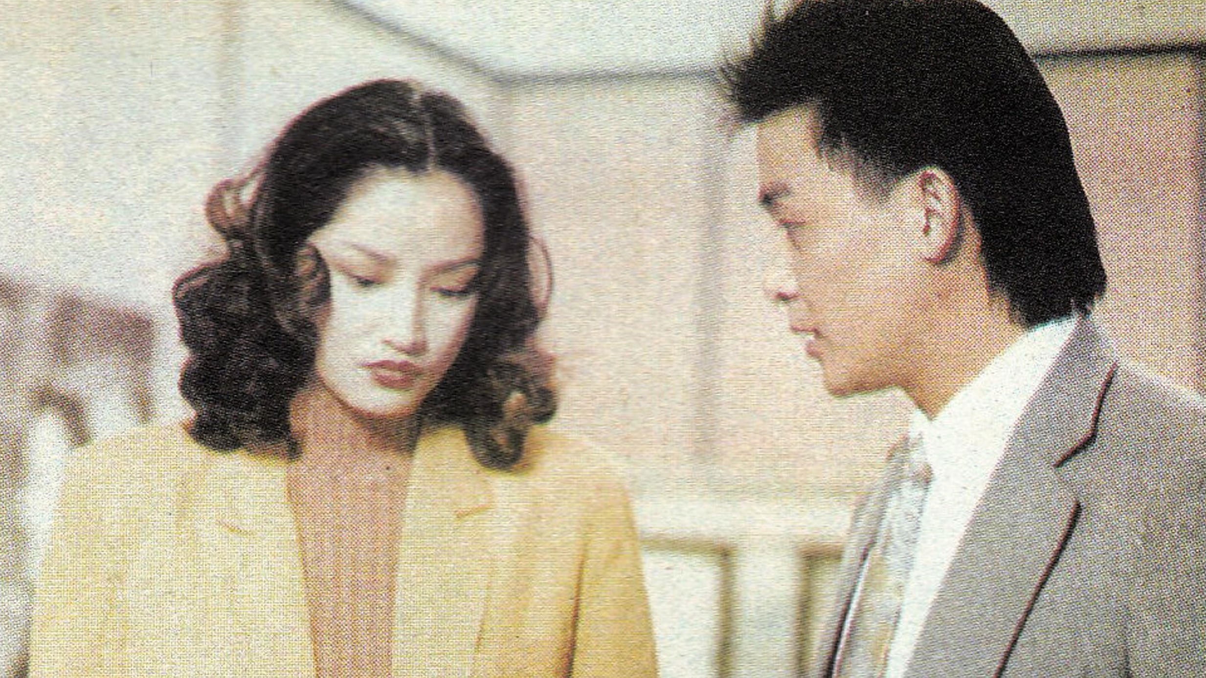 Backdrop for 红绒花