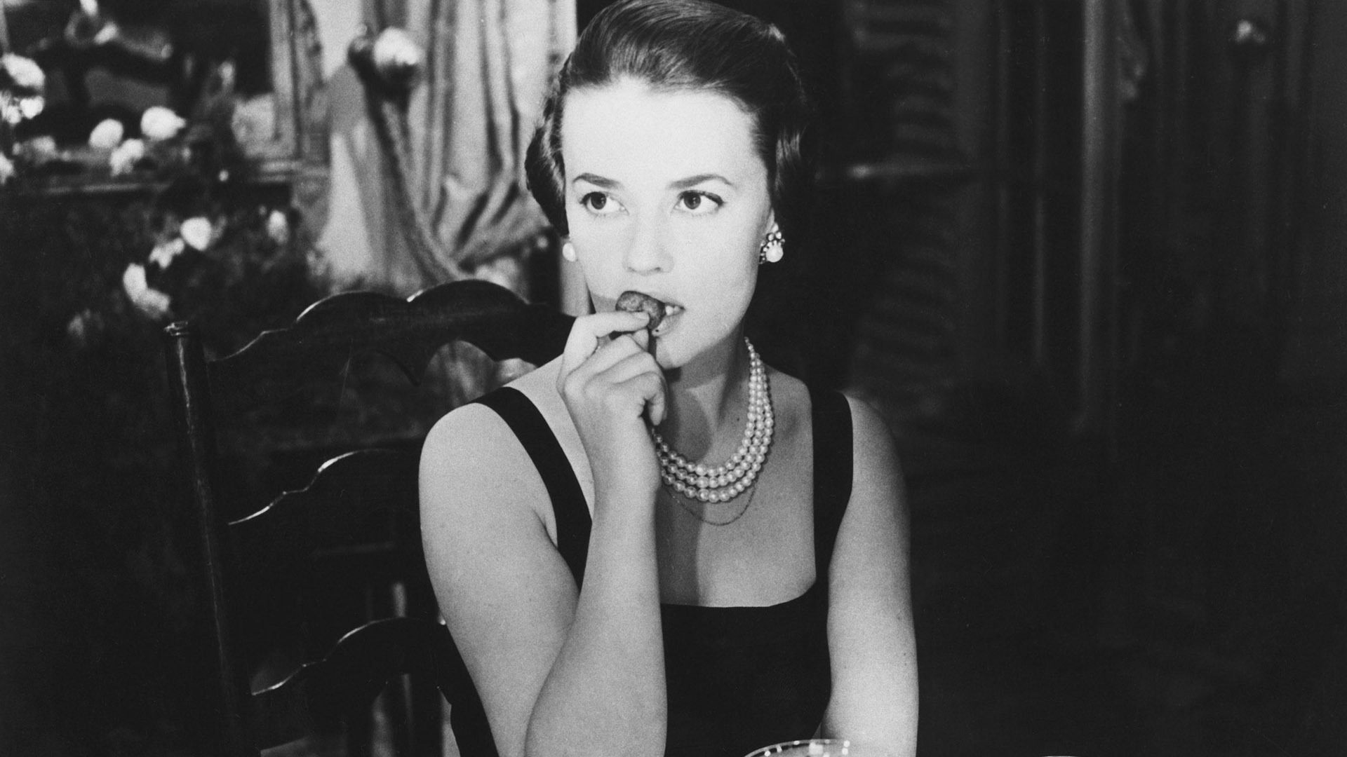 Backdrop for The Lovers