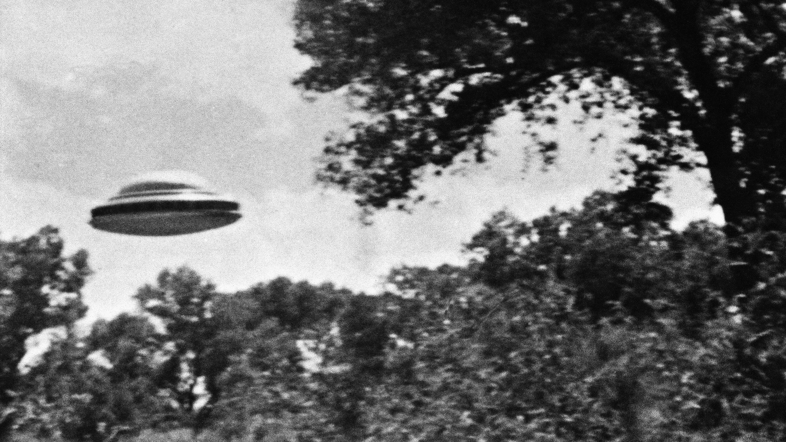 Backdrop for Unidentified Flying Objects: The True Story of Flying Saucers