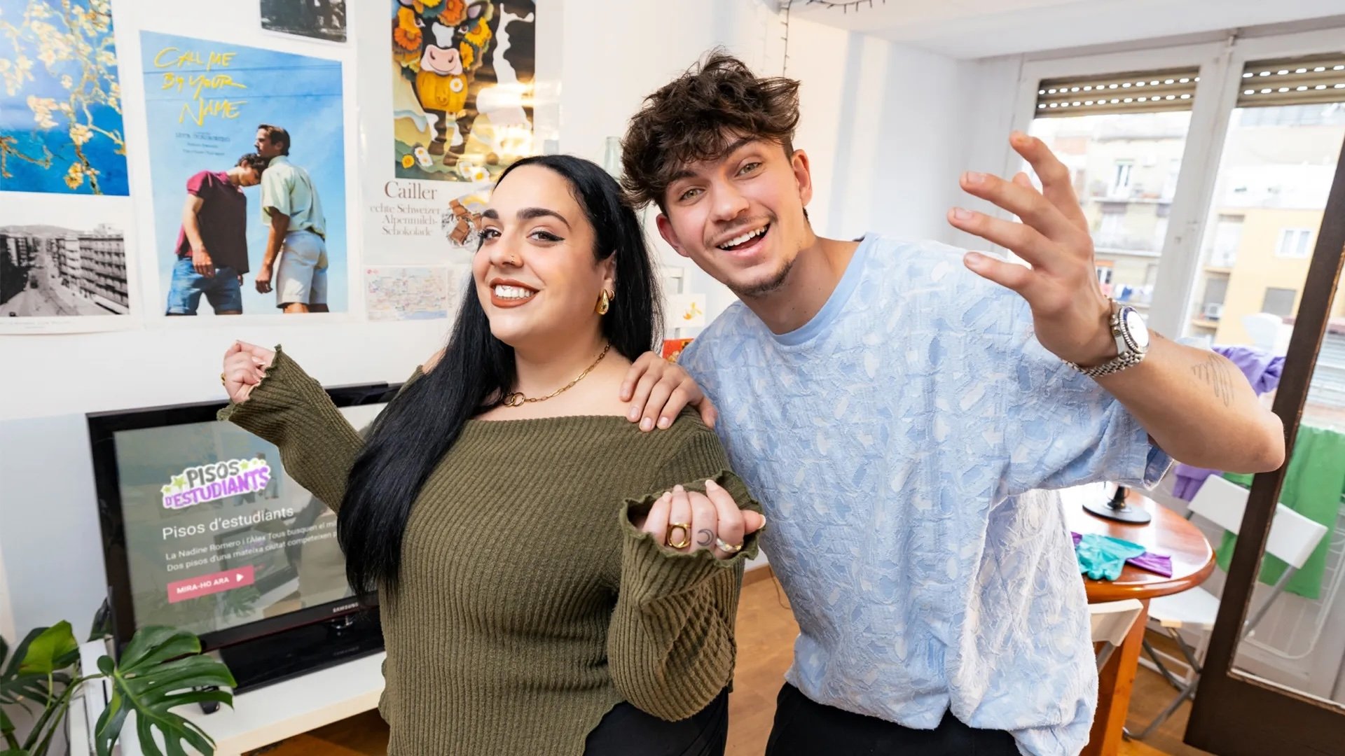 Backdrop for Pisos d'estudiants