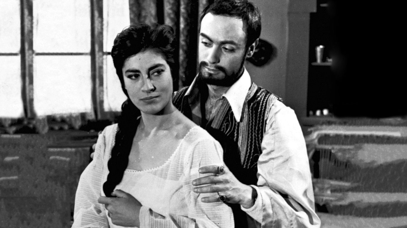 Backdrop for The Lake of Sighs