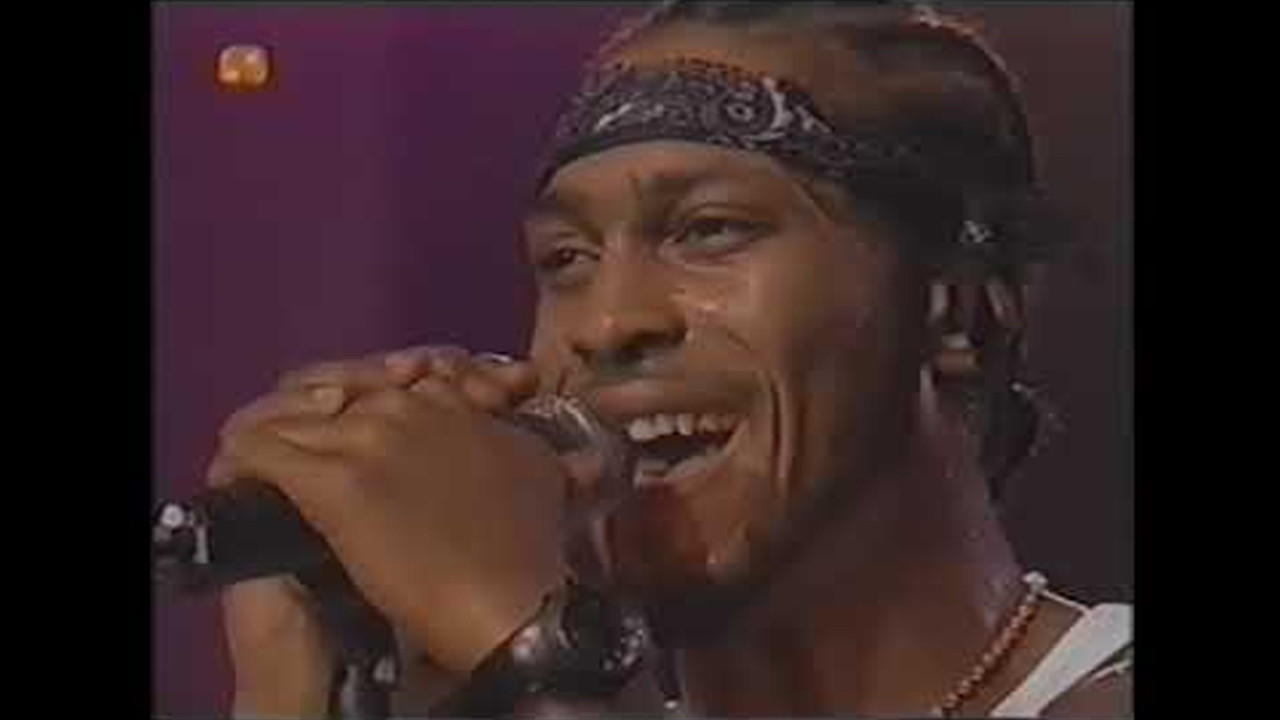 Backdrop for D'Angelo: Montreux Jazz Festival 2000