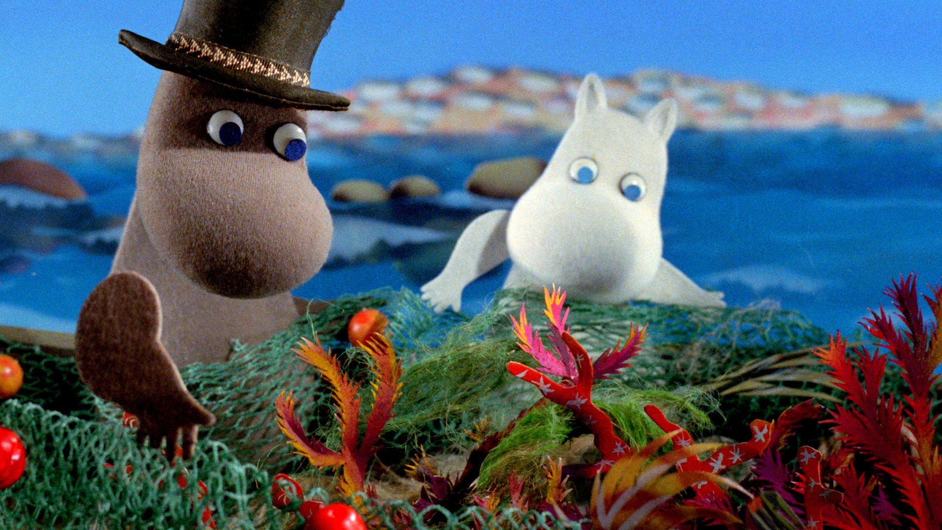 Backdrop for The Exploits of Moominpappa – Adventures of a Young Moomin