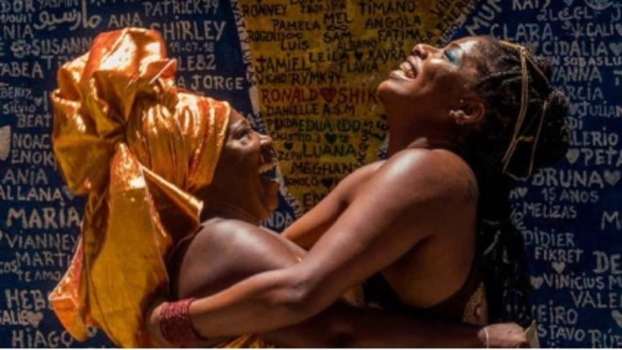 Backdrop for Encruza