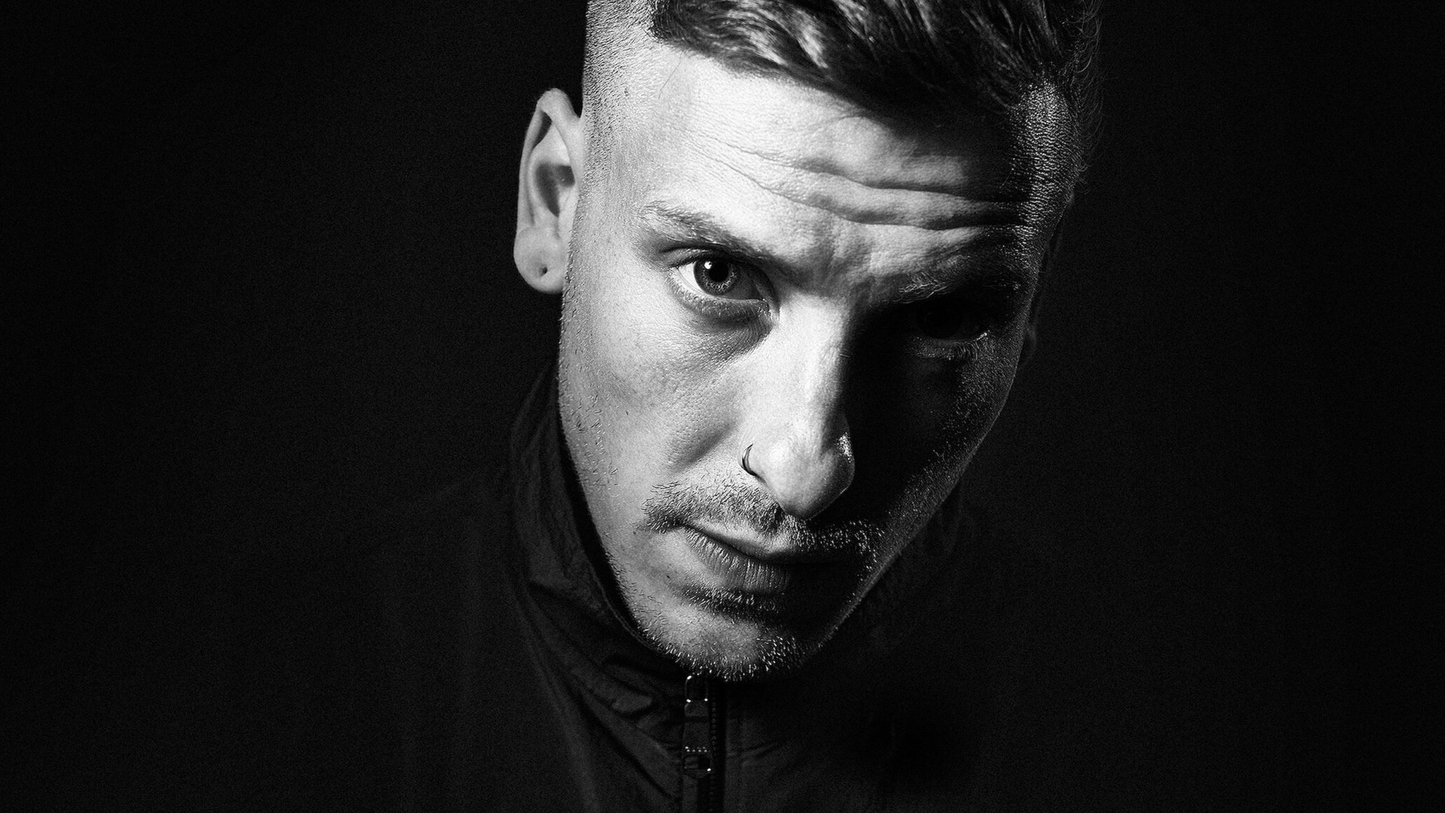 Backdrop for Felix Lobrecht: Hype