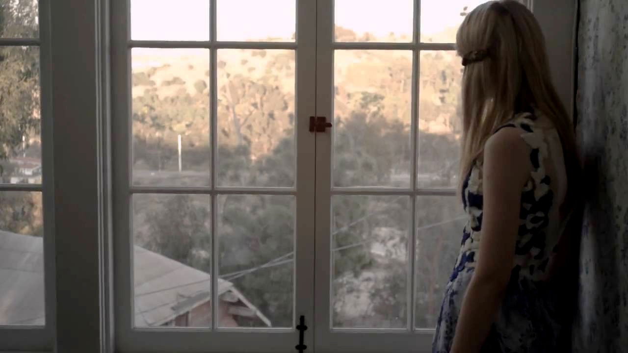 Backdrop for The Curve of Forgotten Things