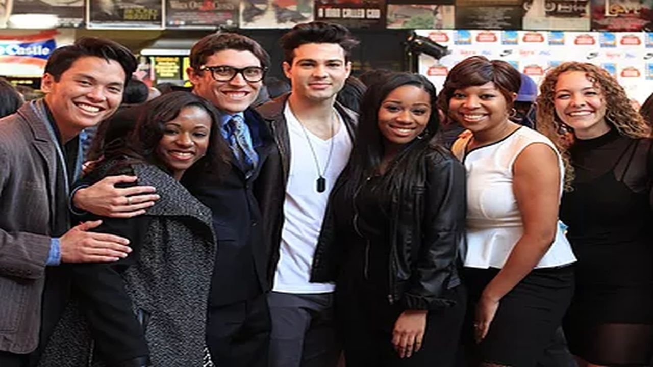 Backdrop for In Da Cut