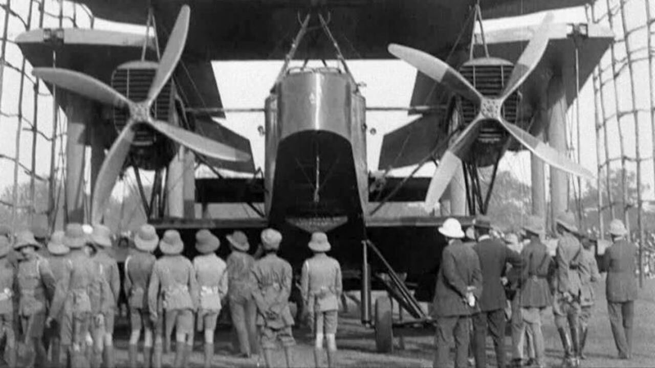 Backdrop for From England to India by Air