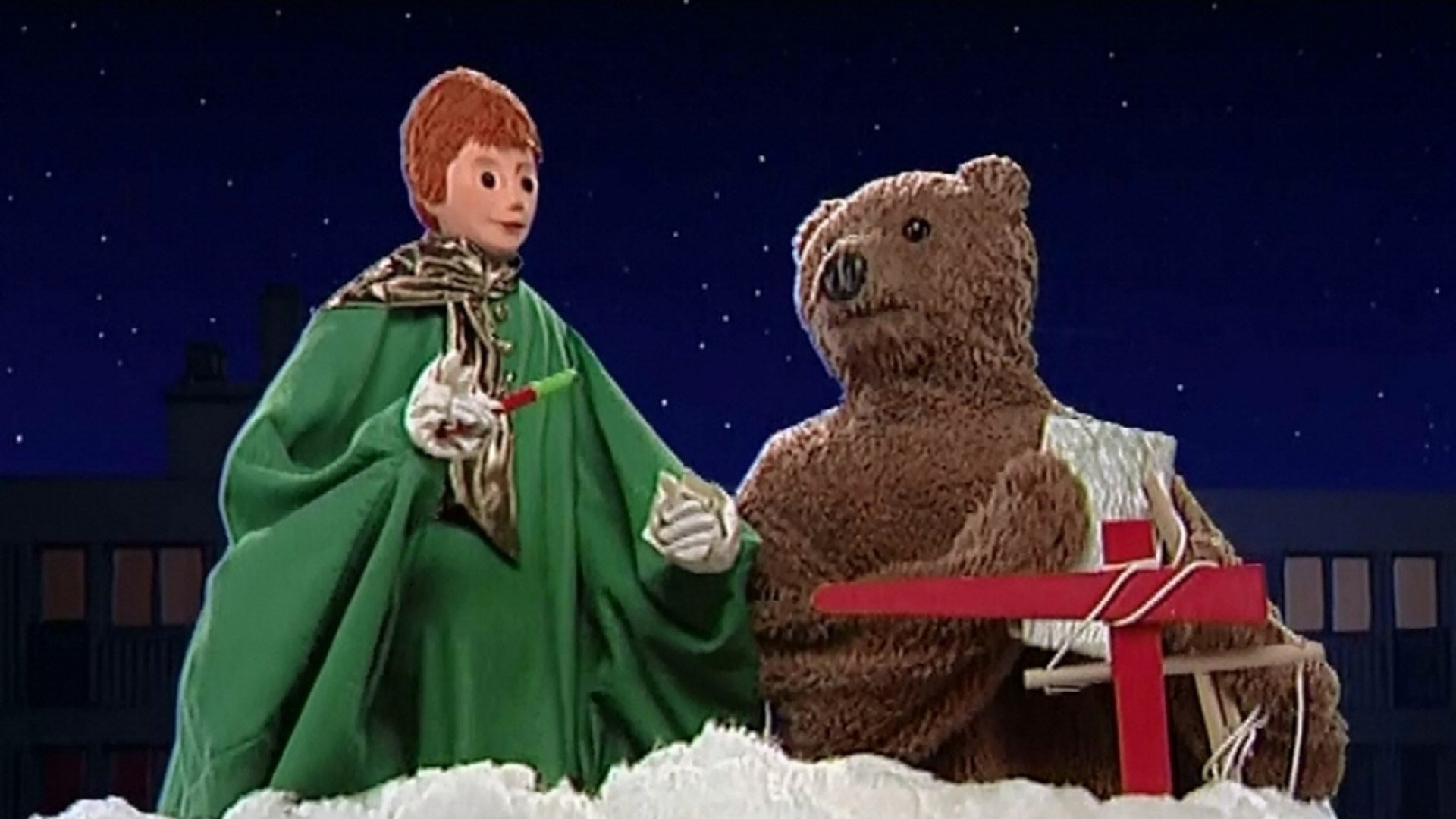 Backdrop for Bonne nuit les petits