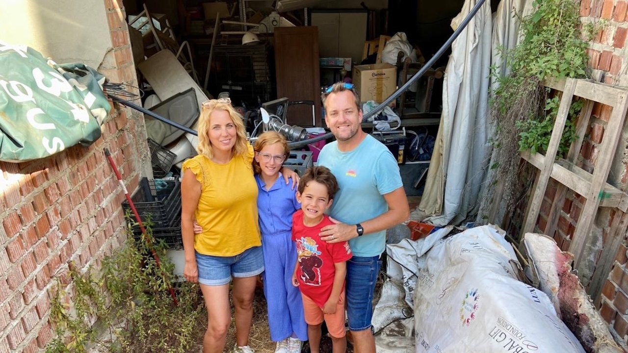 Backdrop for Jasmine Harman's Renovation in the Sun