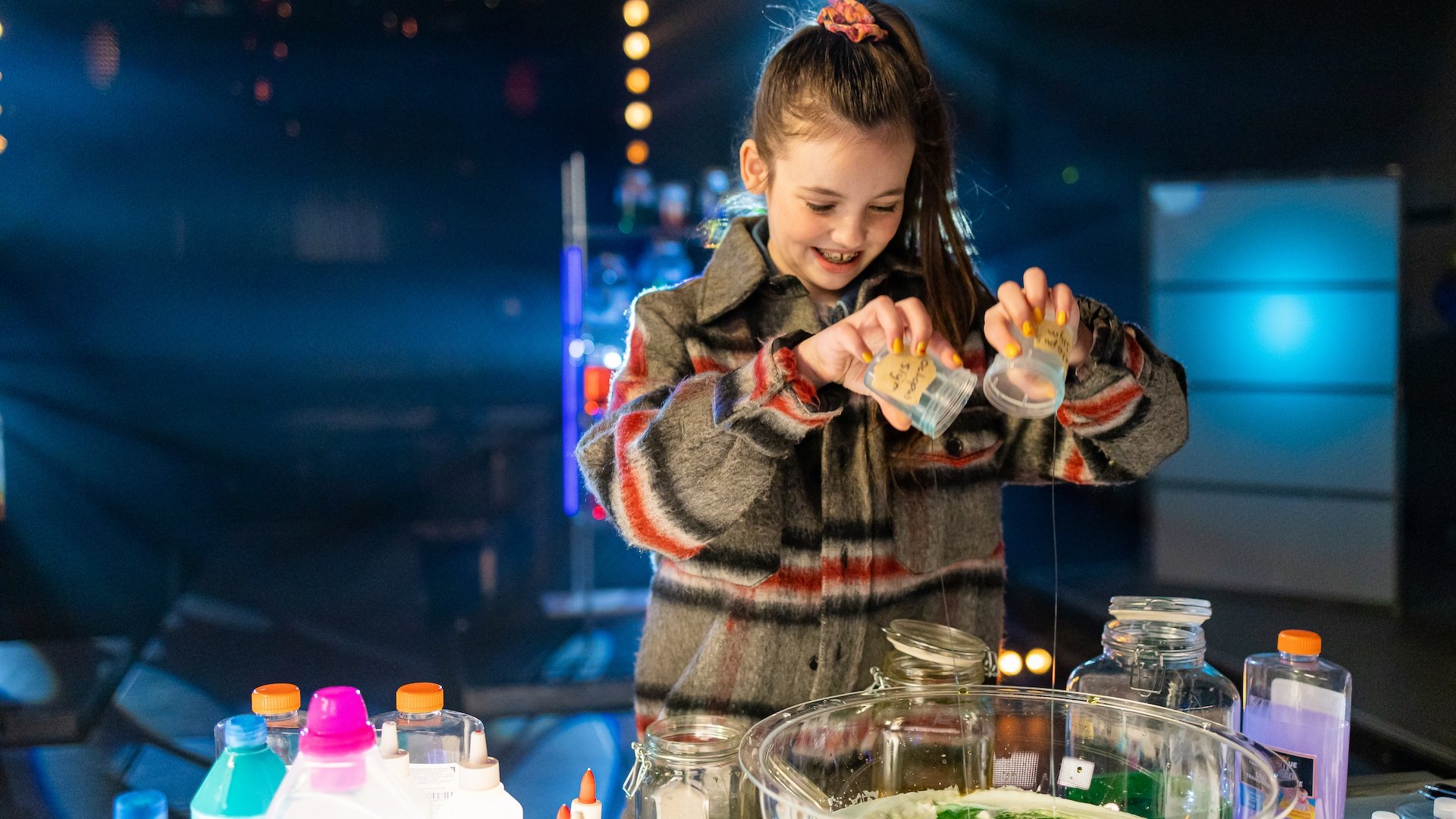 Backdrop for The Even Bigger Slime Movie