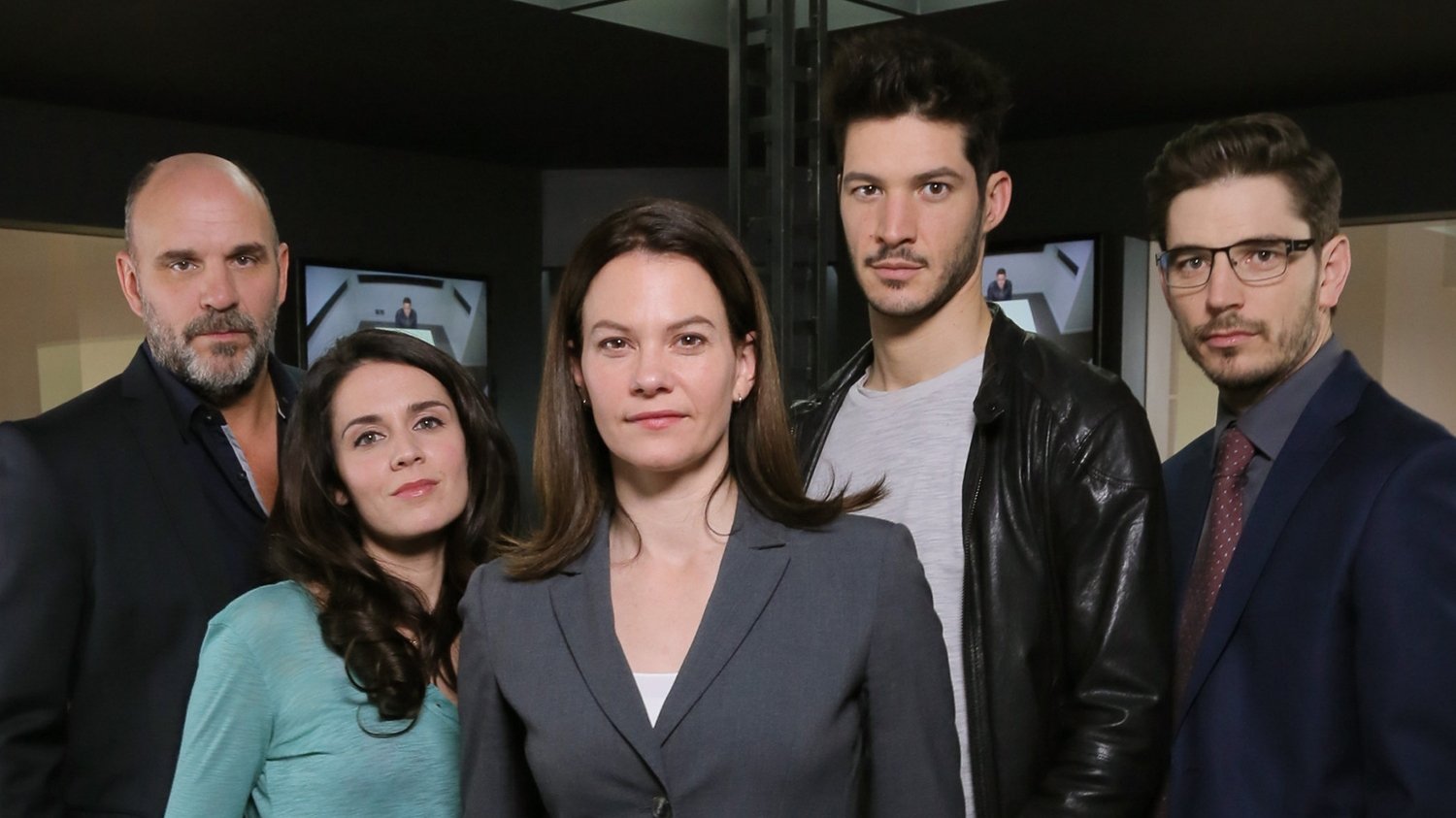 Backdrop for Mensonges