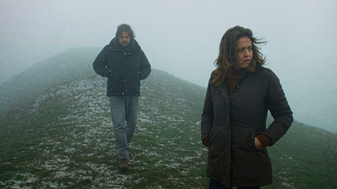 Backdrop for Dall'alto di una fredda torre