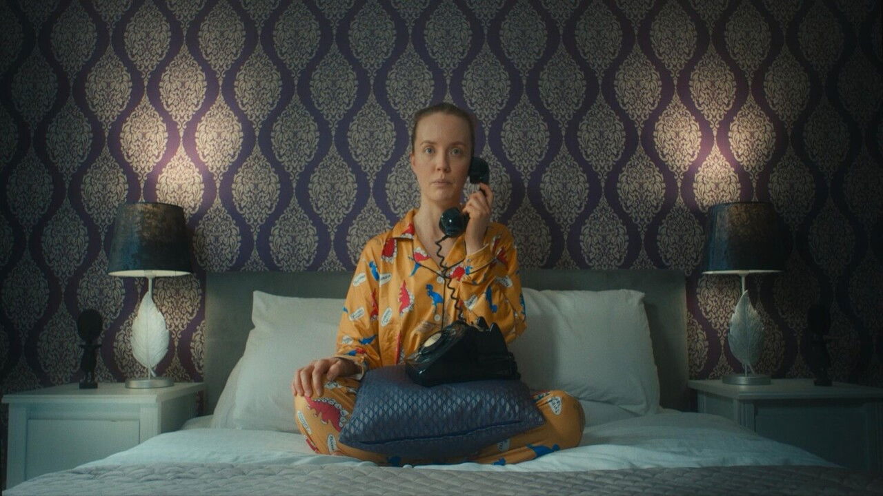 Backdrop for Mundane