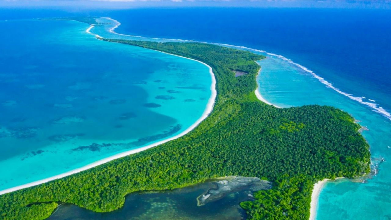 Backdrop for The Chagos Islands - Hope for Coral Reefs?