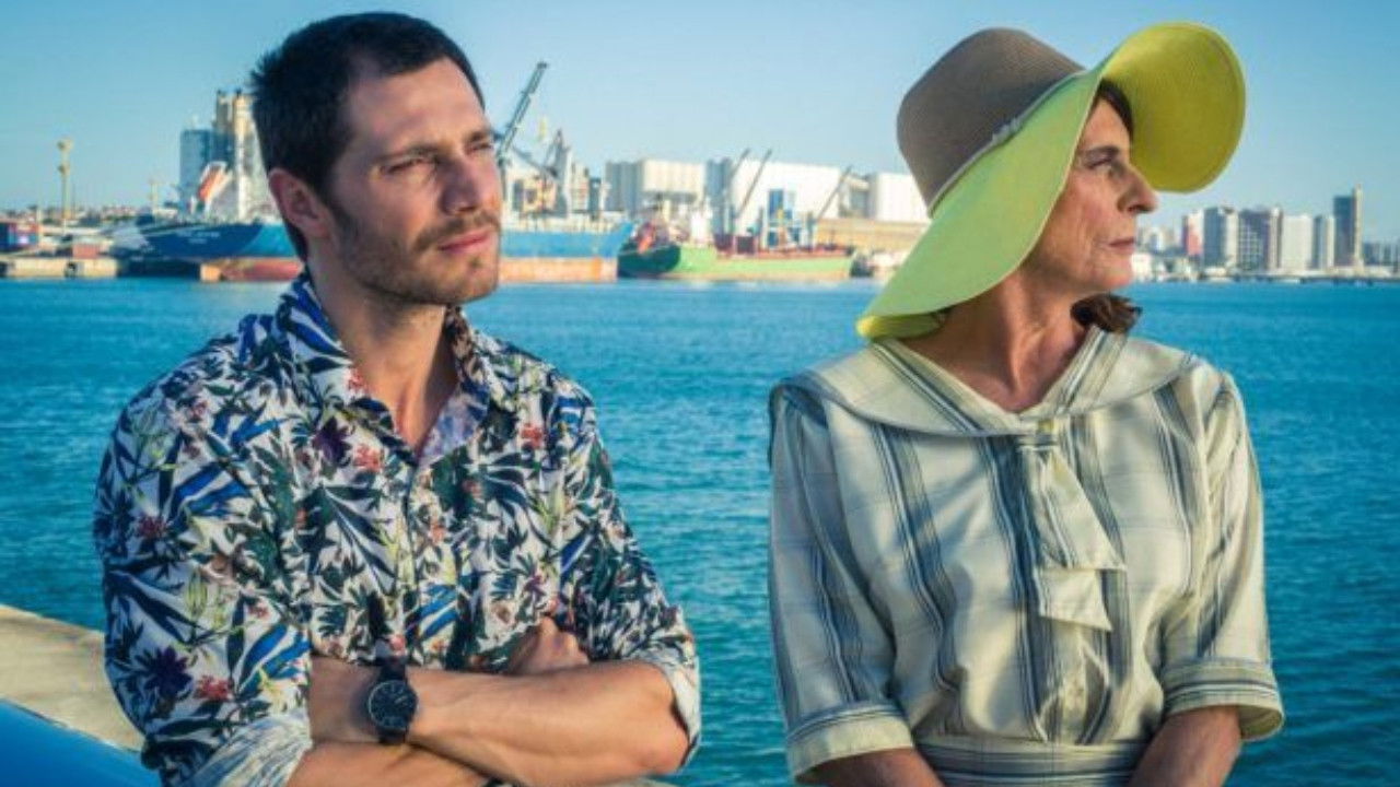 Backdrop for Bate Coração