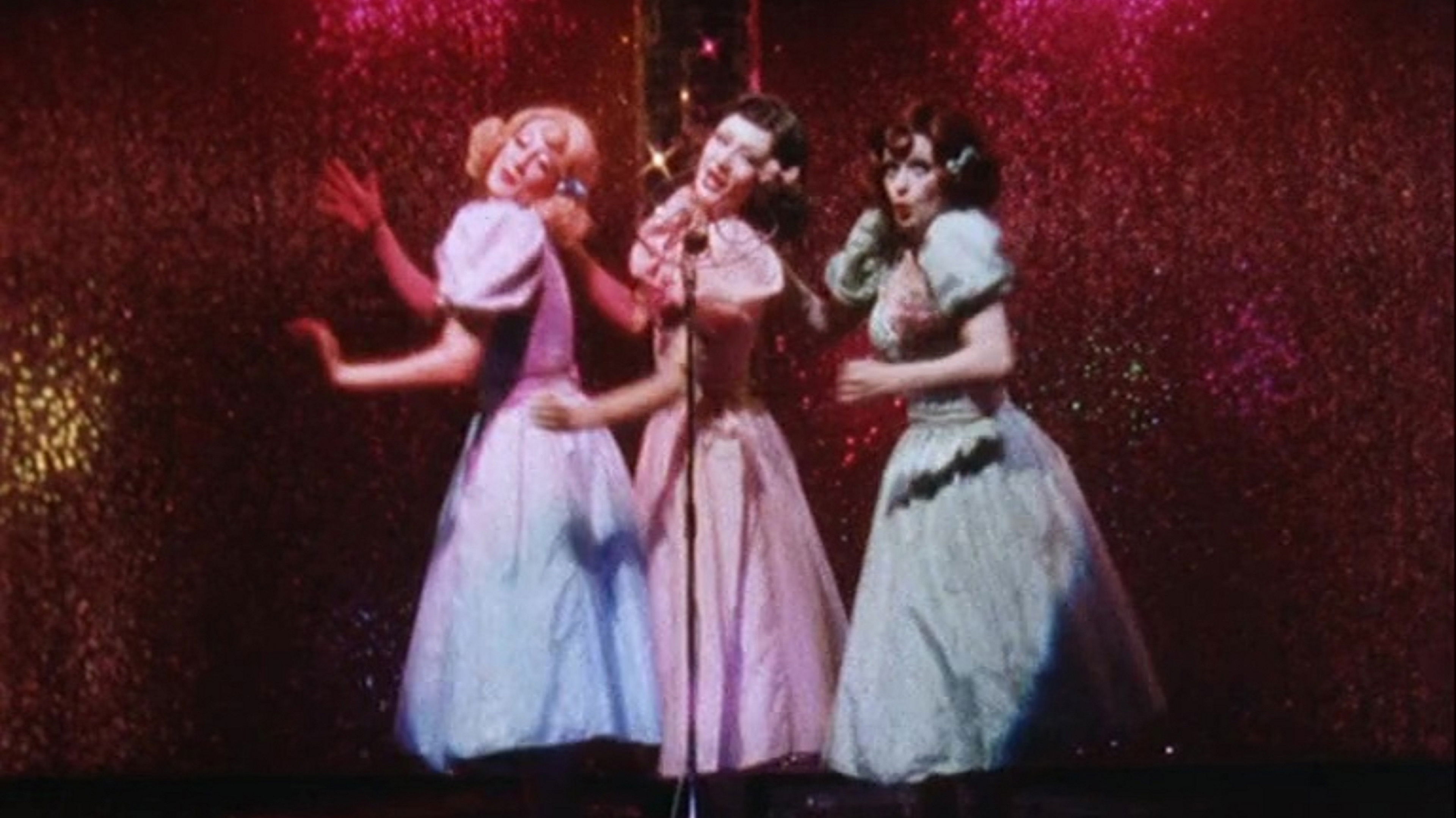 Backdrop for Le charme de l'ambiguïté