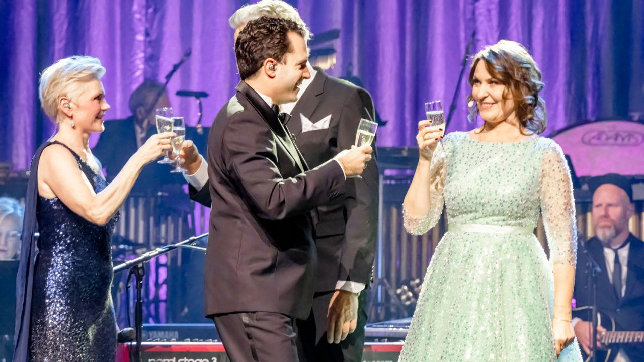 Backdrop for Charlies nytårsshow 2022 - Fra Vejle Musikteater