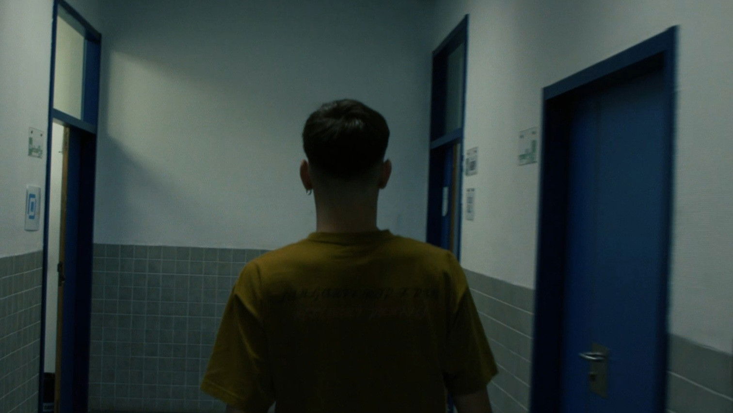 Backdrop for PUM. Ya está aquí la guerra.