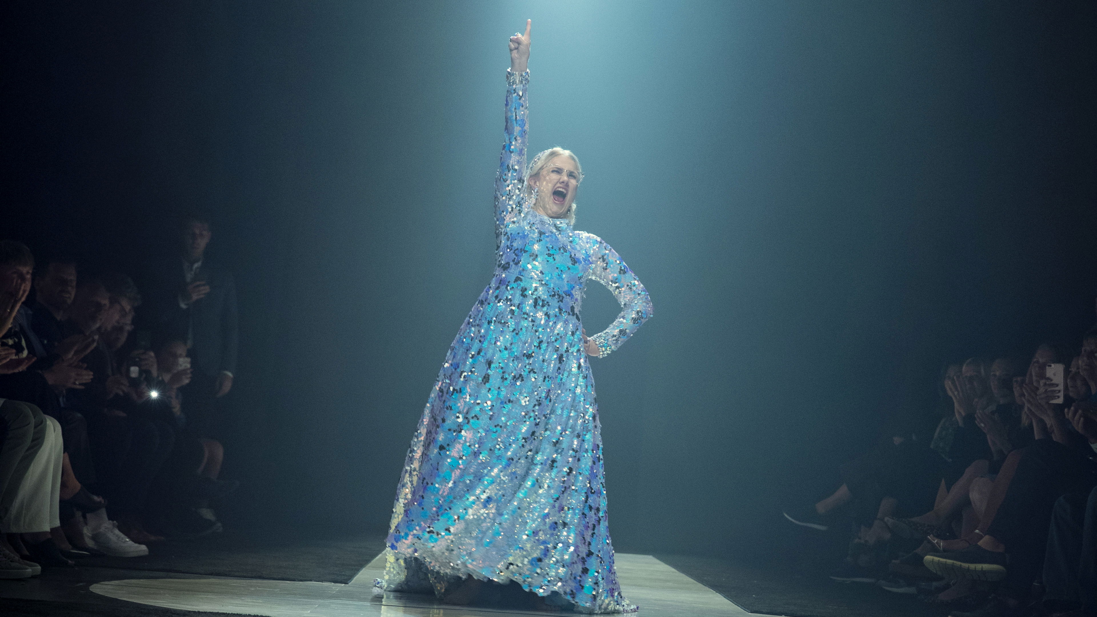 Backdrop for Catwalk - Från Glada Hudik till New York