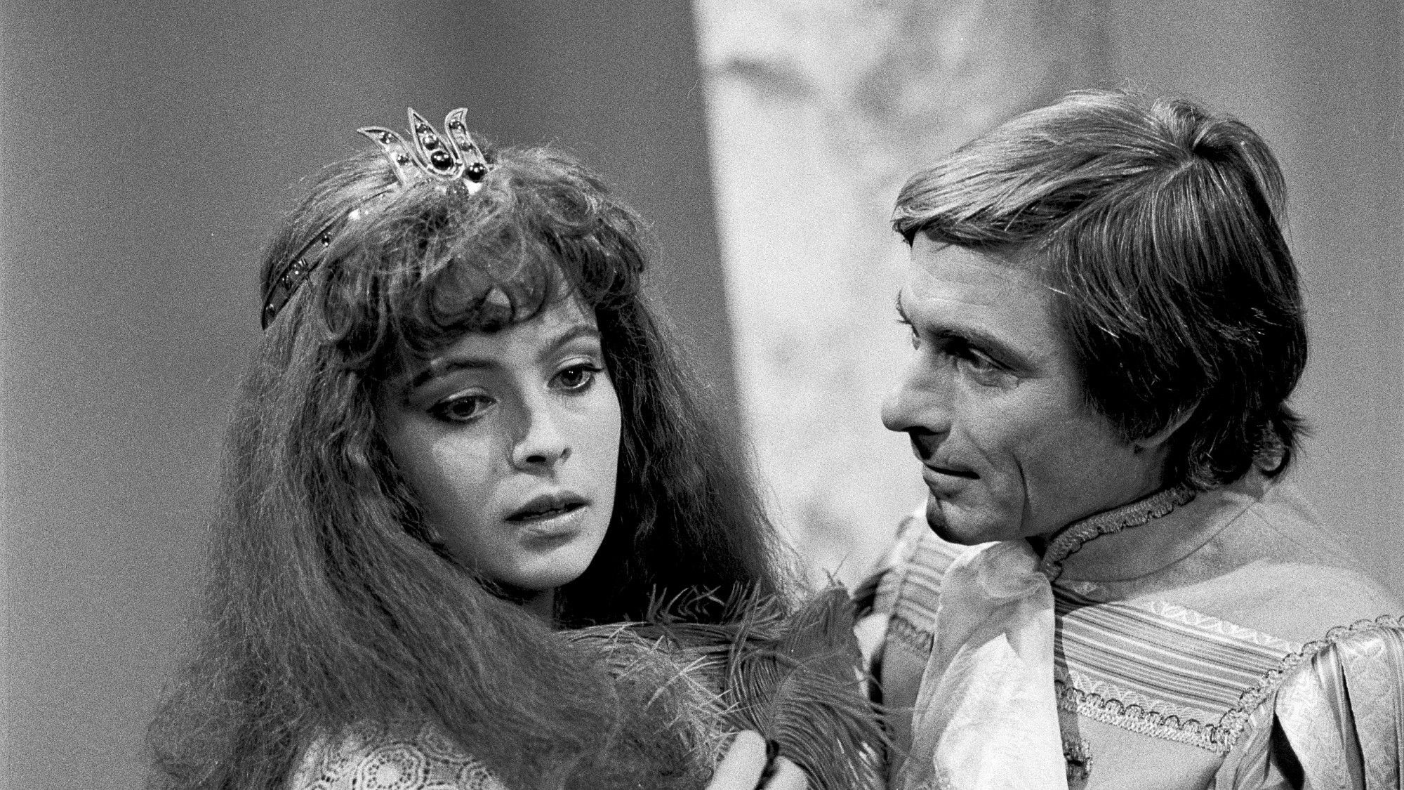 Backdrop for Vojáček a dračí princezna